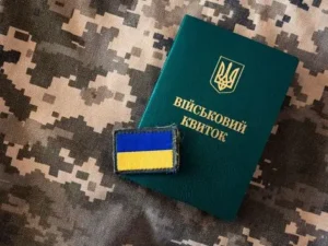 Скандал із волонтером у Тернополі: як відомий активіст ховався від перевірки документів за спиною дружини