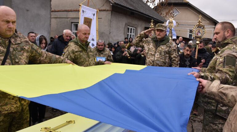 Бучаччина прощалася із загиблим захисником