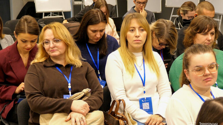 Форум молодіжних працівників організували у Тернополі