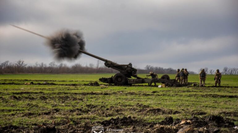 44 артилерійська бригада знищує ворога