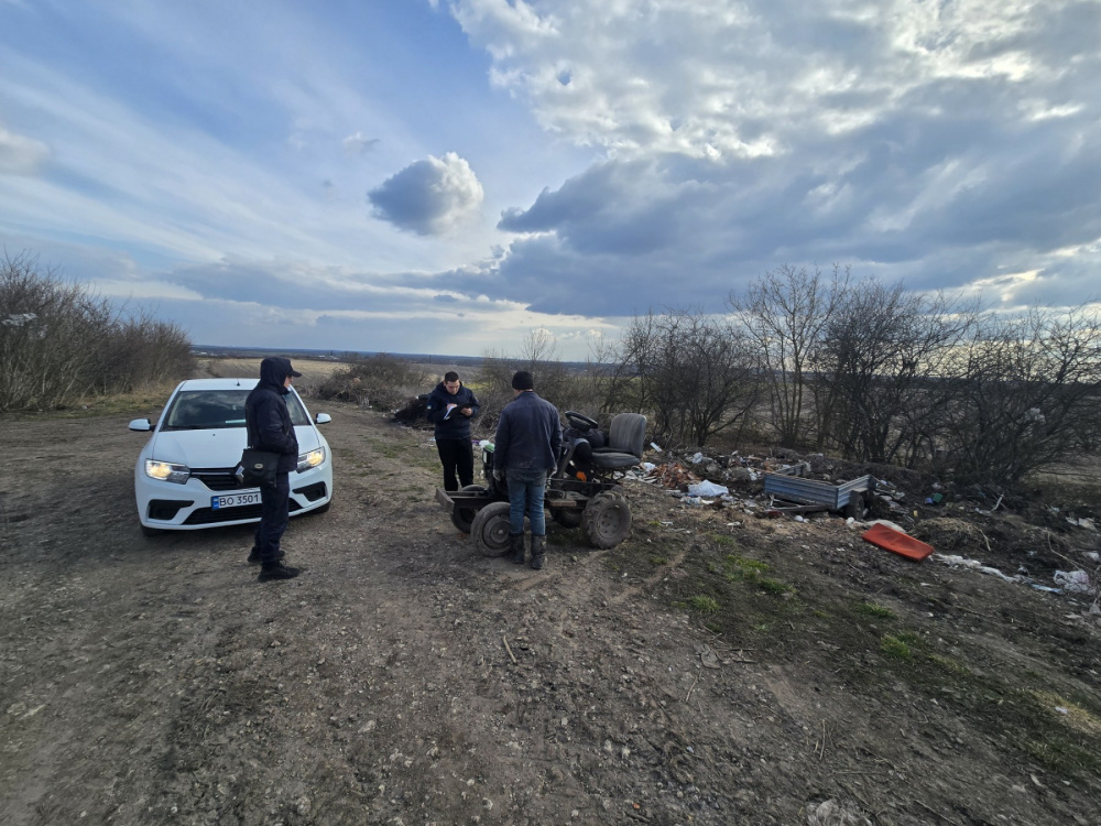 У Тернопільській громаді вполювали паліїв сухостою та сміття