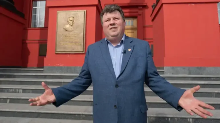 Володимир Бугров