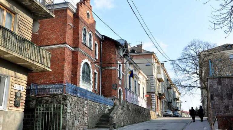 Тернополяни ініціюють реставрацію вілли Вітошинських