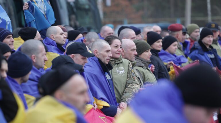 Оприлюднено прізвища 13 звільнених земляків