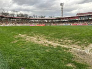 стадіон нива