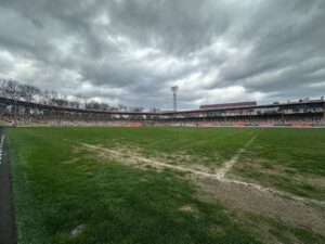 стадіон нива