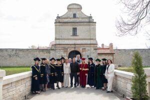 церемонія вручення дипломів