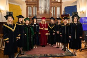 церемонія вручення дипломів