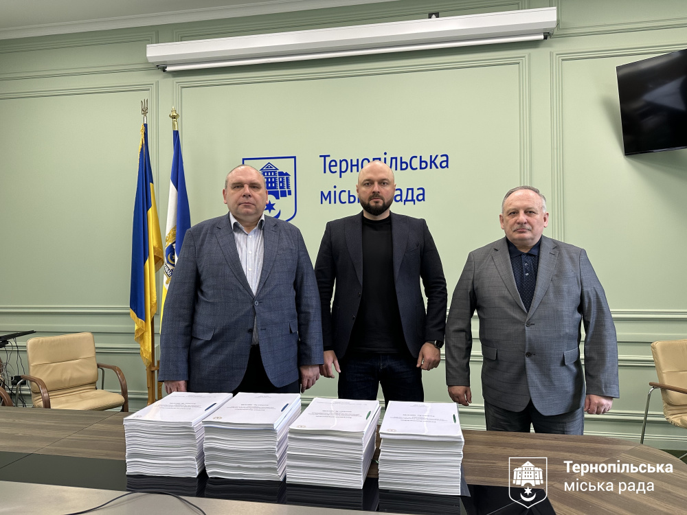 Оновлення транспортної мережі: Тернопіль підписав контракт на постачання 27 тролейбусів «Електрон»