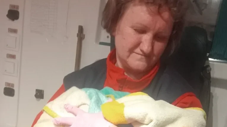 У кареті «швидкої» на Тернопільщині народився хлопчик