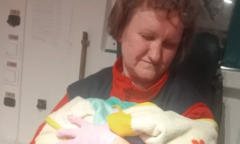 У кареті «швидкої» на Тернопільщині народився хлопчик