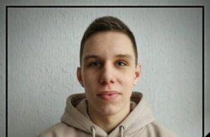 Трагедія у Мишковицькому ліцеї: громада сумує за десятикласником Максимом Щотчуком