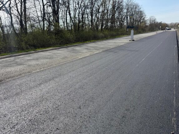 На автошляху М-19 розпочали укладання асфальту: графік робіт на ділянці Збараж — Кременець