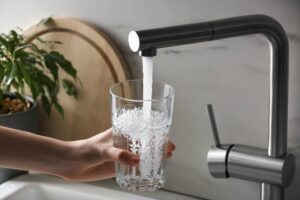 водопостачання