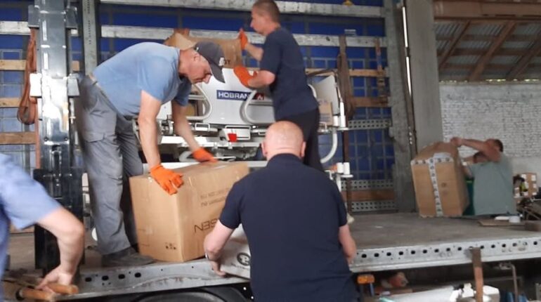 До Збаража прибула чергова фура гуманітарної допомоги з Бельгії