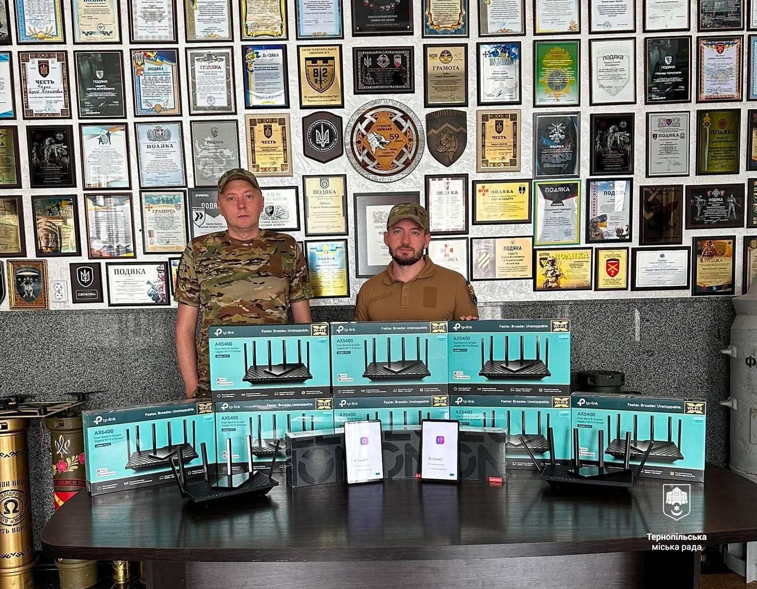 Тернопіль передав техніку бійцям 71-ї бригади