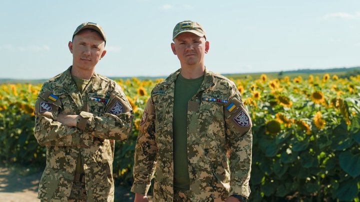 Брати Пасечко. Суспільне