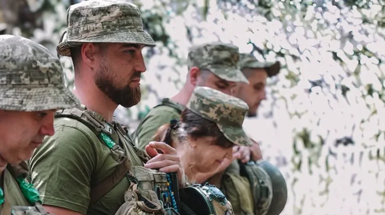 Гармаші 44-ї артилерійської бригади з Тернополя отримали високі нагороди за службу