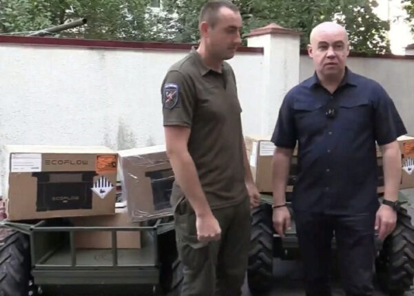 Сергій Надал передав нову техніку для ЗСУ