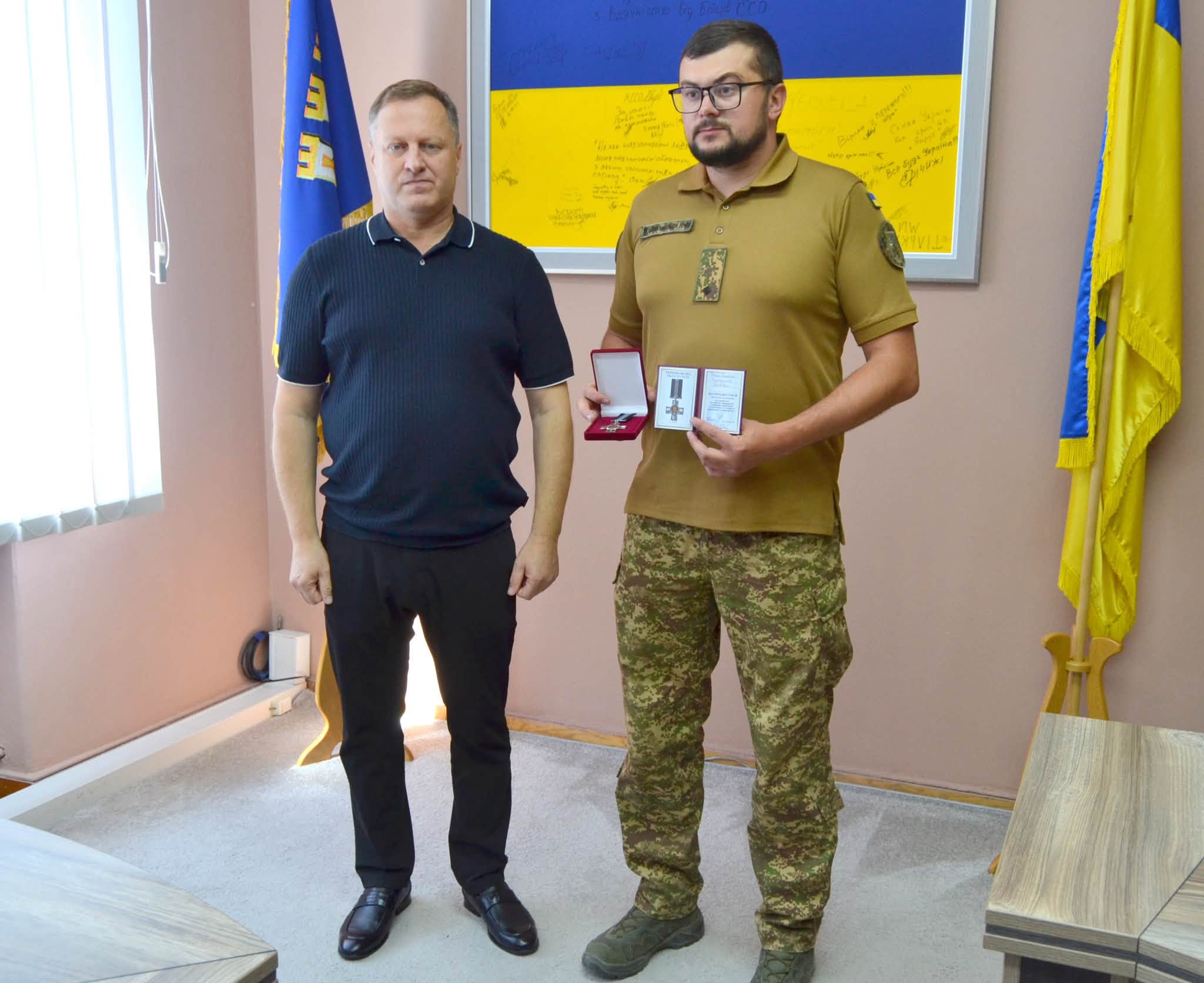 У Тернопільській облраді відзначили мужніх Захисників