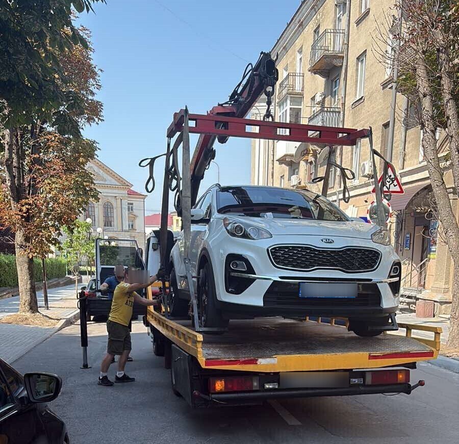 У Тернополі евакуювали 72 авто за порушення паркування
