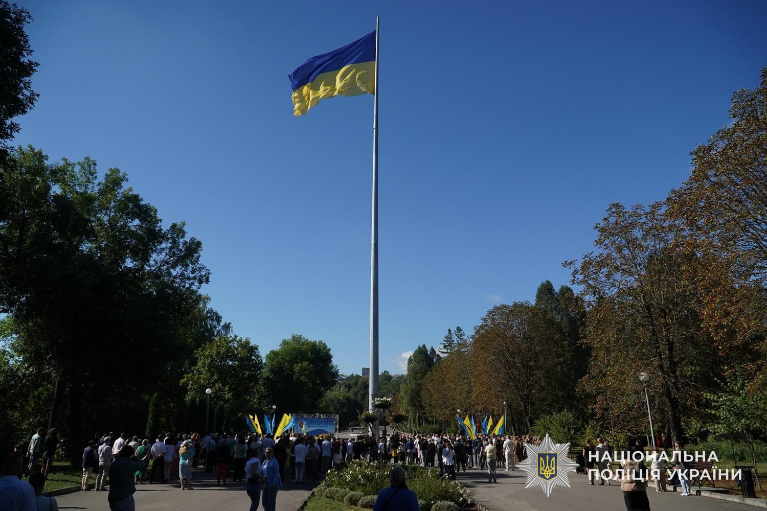 У Тернополі нагородили поліцейських до Дня Прапора