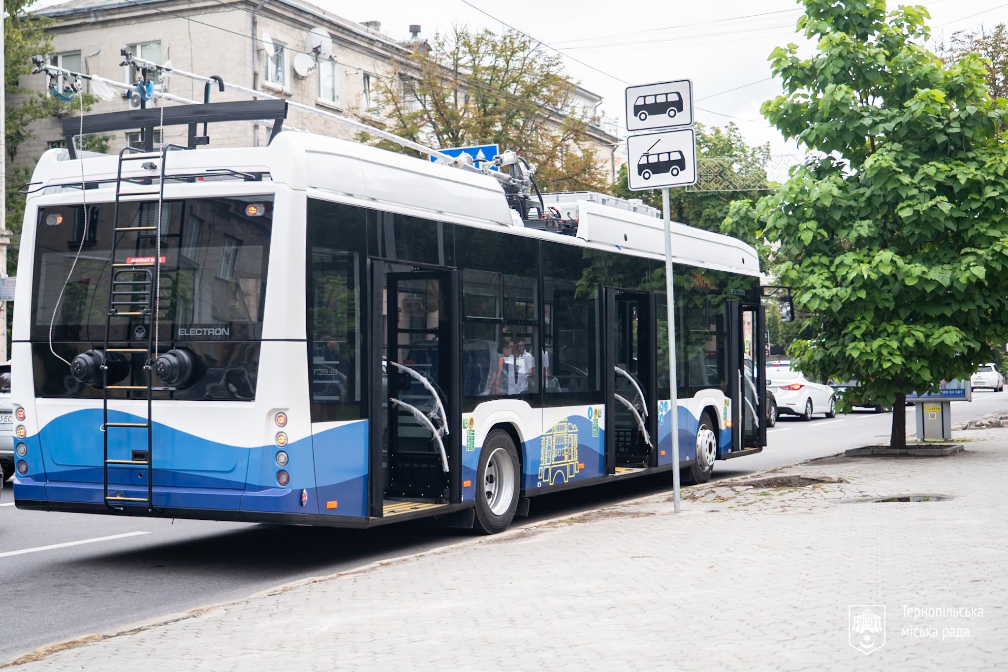 У Тернополі відновили рух тролейбусів після аварії