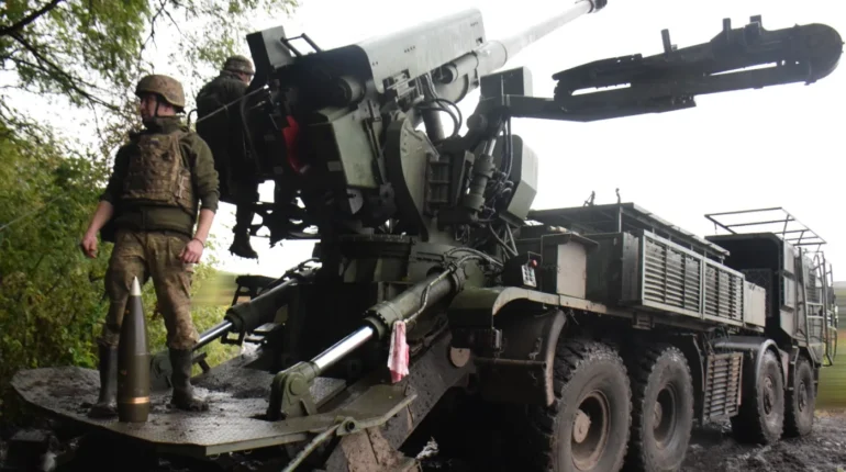 «Богдана» працює попри дощ і багнюку: Військовий журналіст з Тернополя показав бойову роботу на Сумщині