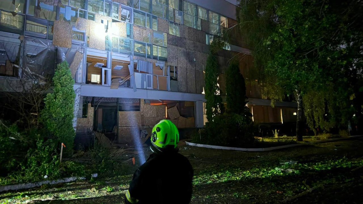 Атака на Київ: пошкоджено корпус вищого навчального закладу