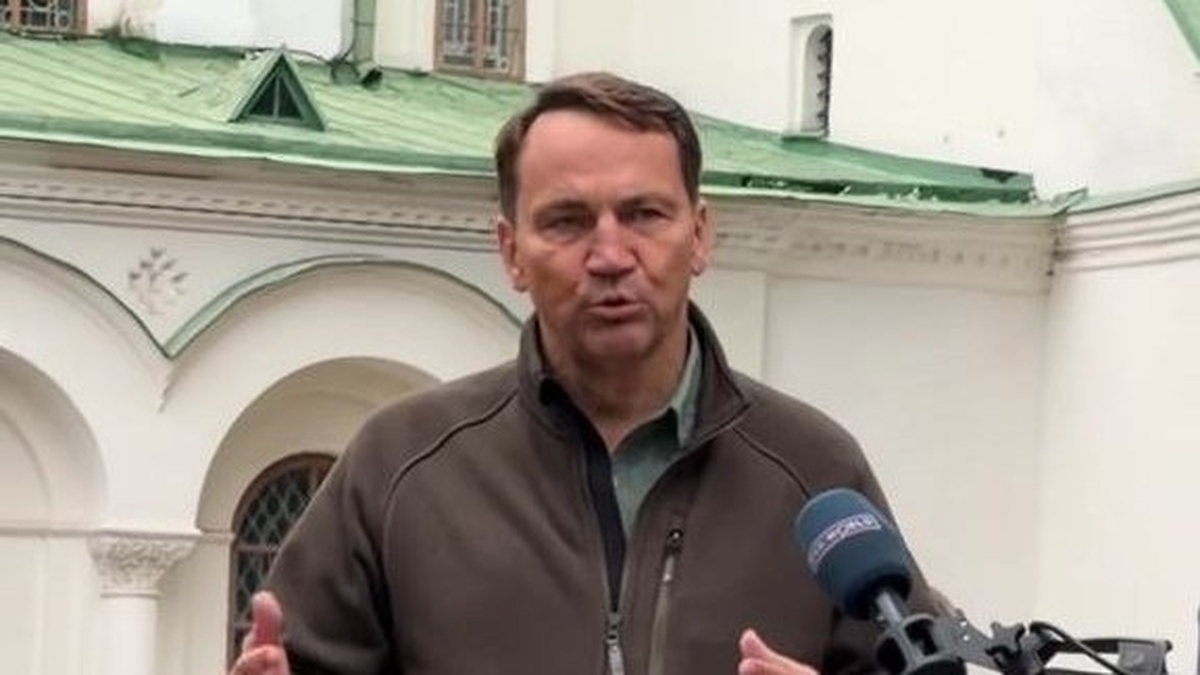 Польща підтримає вступ України до ЄС: заява Сікорського