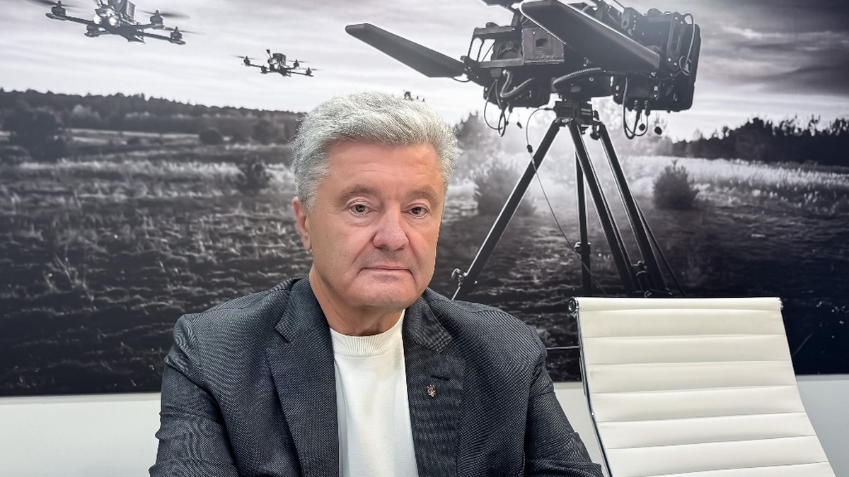 Порошенко планує передачу Україні 24 літаків Super Tucano