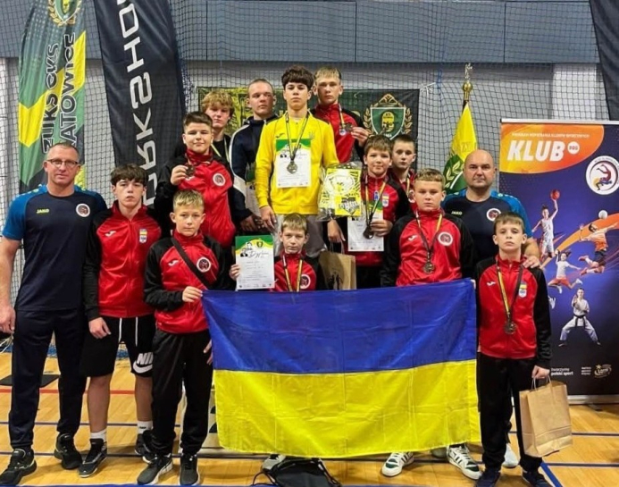Тернопільські борці тріумфували на турнірі в Польщі