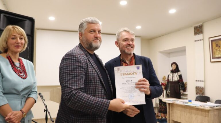 Виставка Олега Кіналя у Тернополі: 60-річчя художника