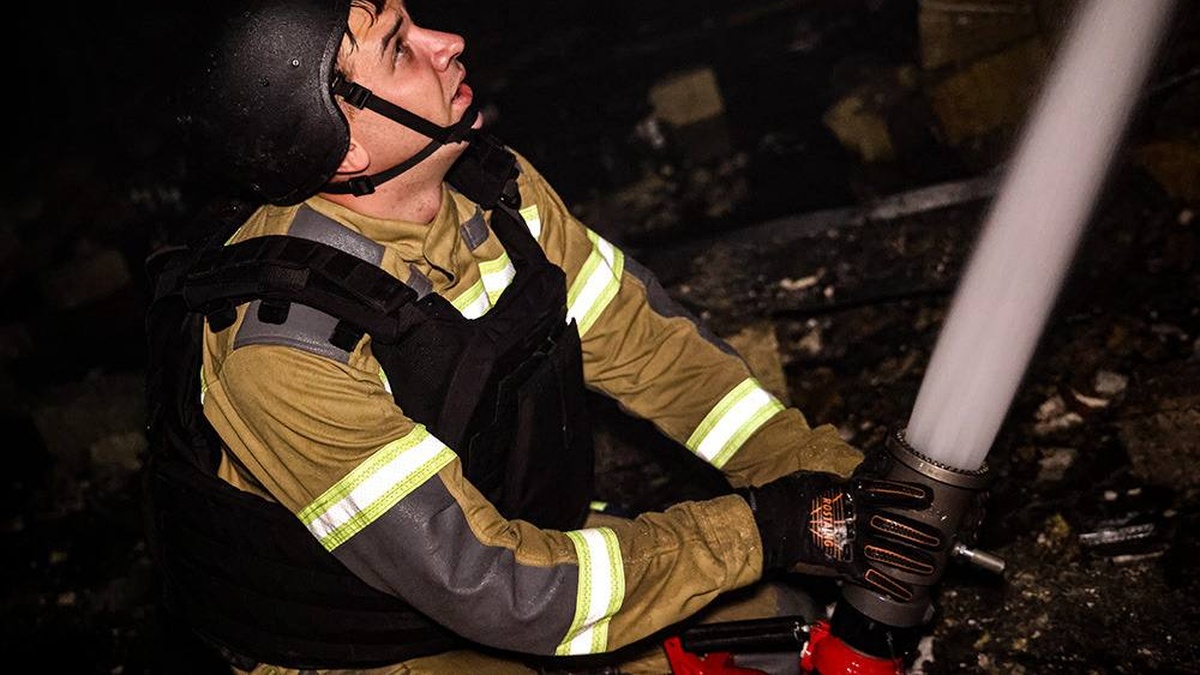 Удар по ТЦ у Миколаєві: двоє постраждалих
