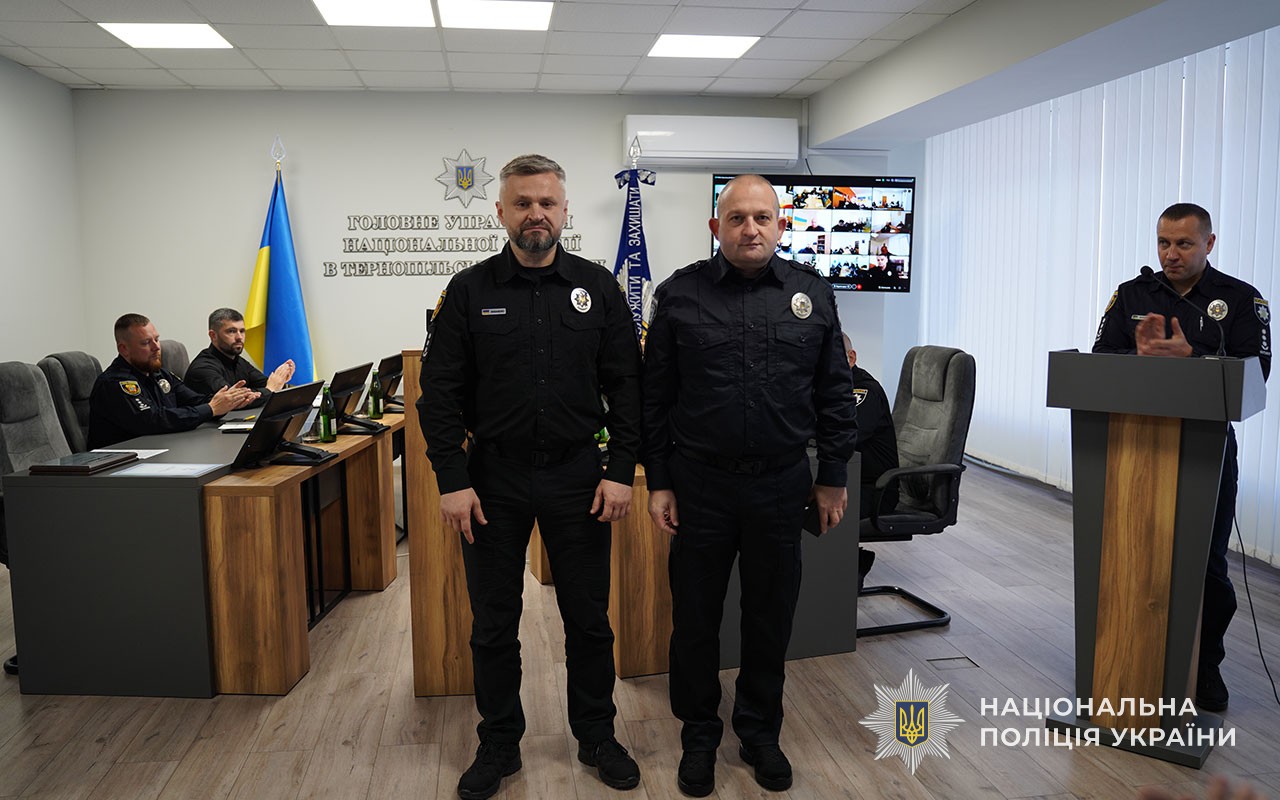 На Тернопільщині відзначили працівників дозвільної служби