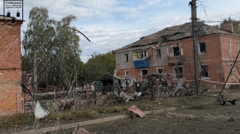 Наслідки ворожої атаки на Суми: шестеро постраждалих