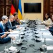 Порошенко зустрівся з канцлером Німеччини Фрідріхом Мерцем