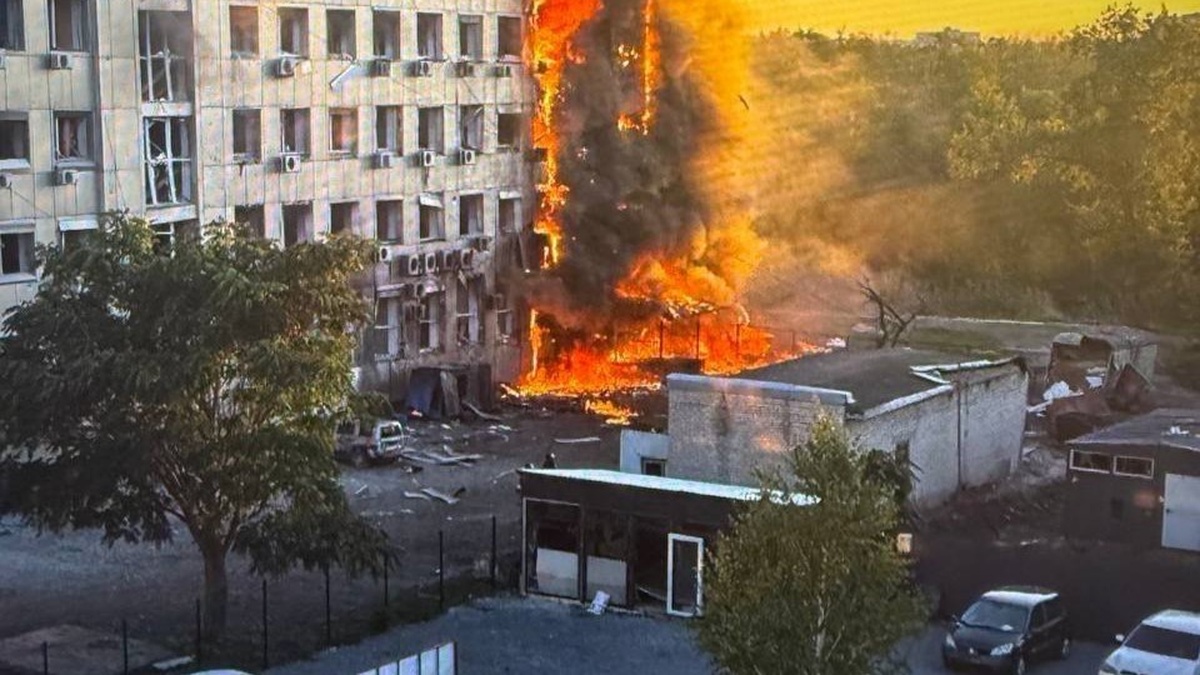 РФ атакувала об'єкт ДТЕК на Дніпропетровщині: є поранений