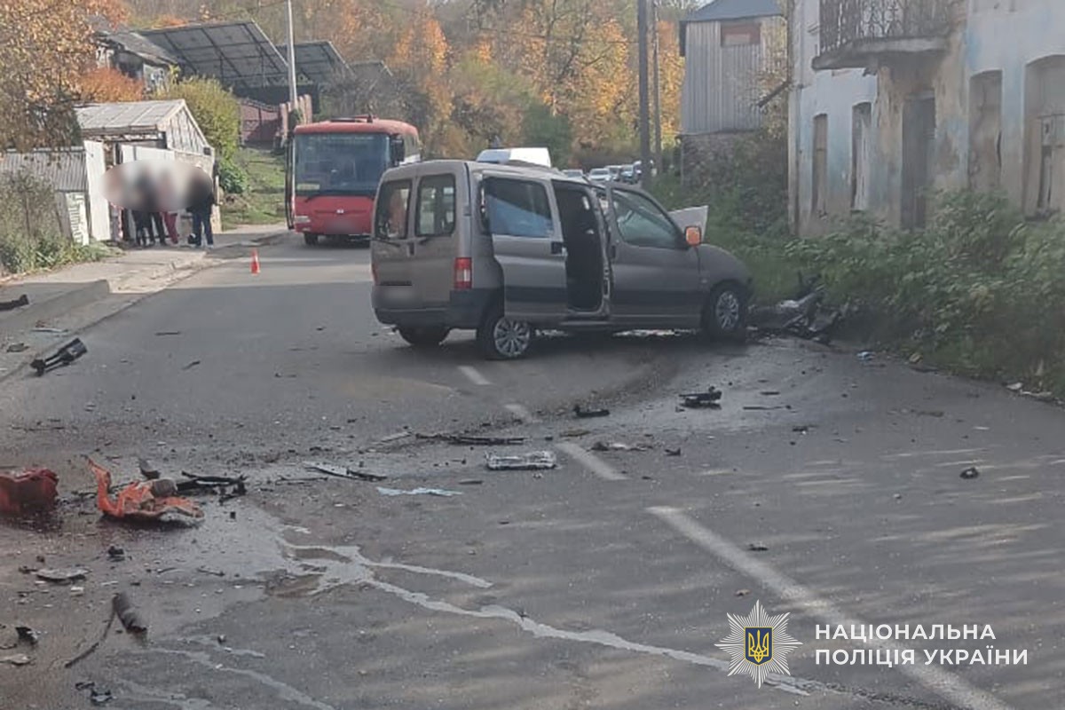 Смертельна ДТП у Кременці: одна людина загинула